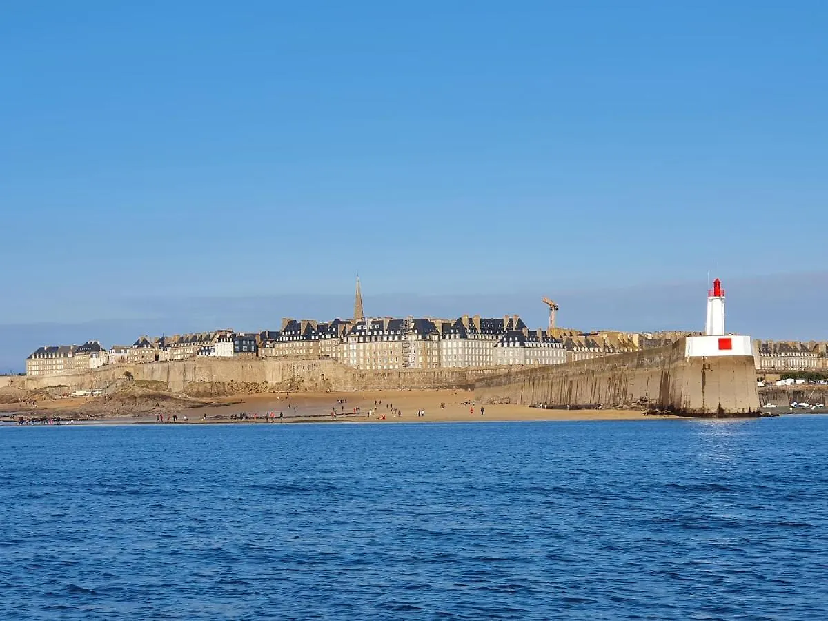 Les Sablons - Tres Bel Appartement , Lumineux Saint-Malo France